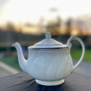 Wedgwood Royal Lapis Teapot